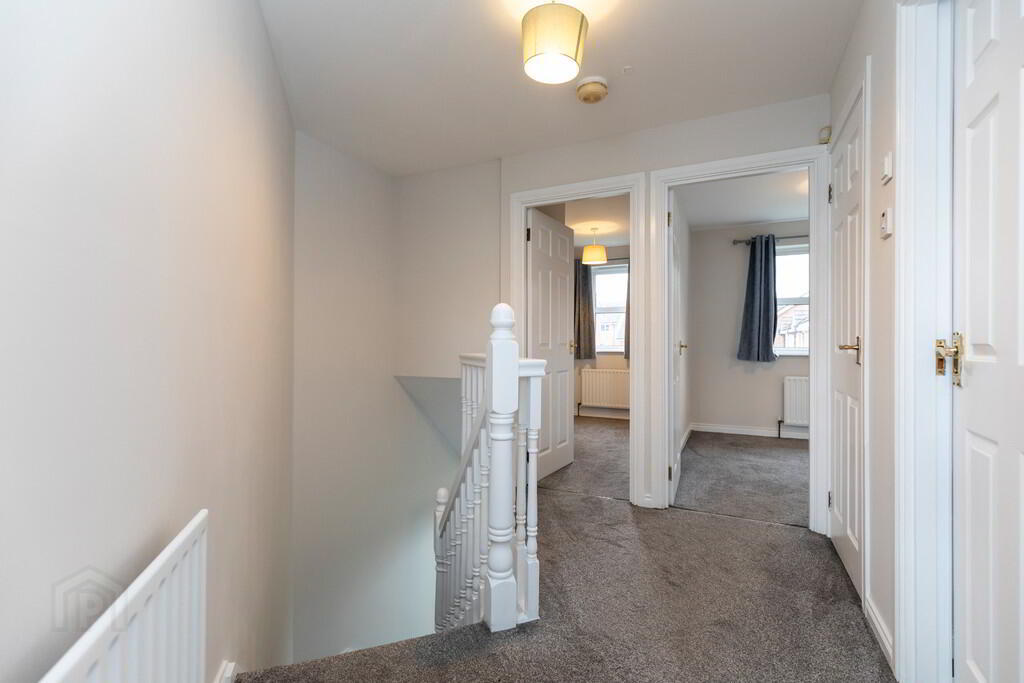 5 Ardenlee Rise 13 of 30