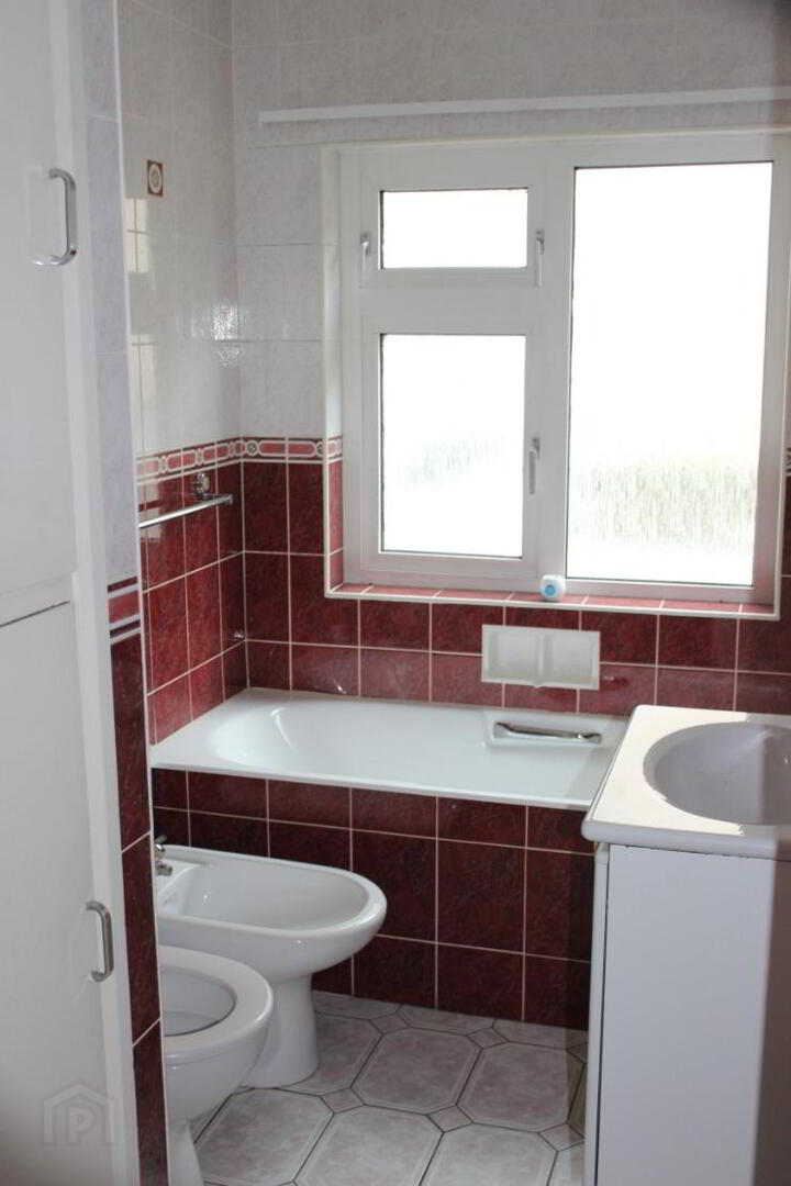 53 Molesworth Road 5 of 12