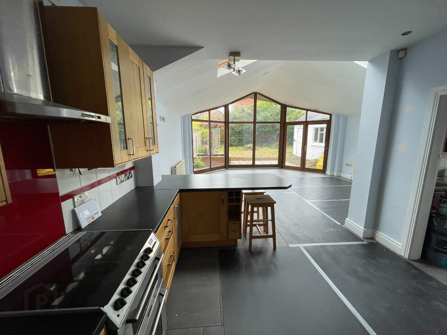 19 Locksley Park 3 of 14