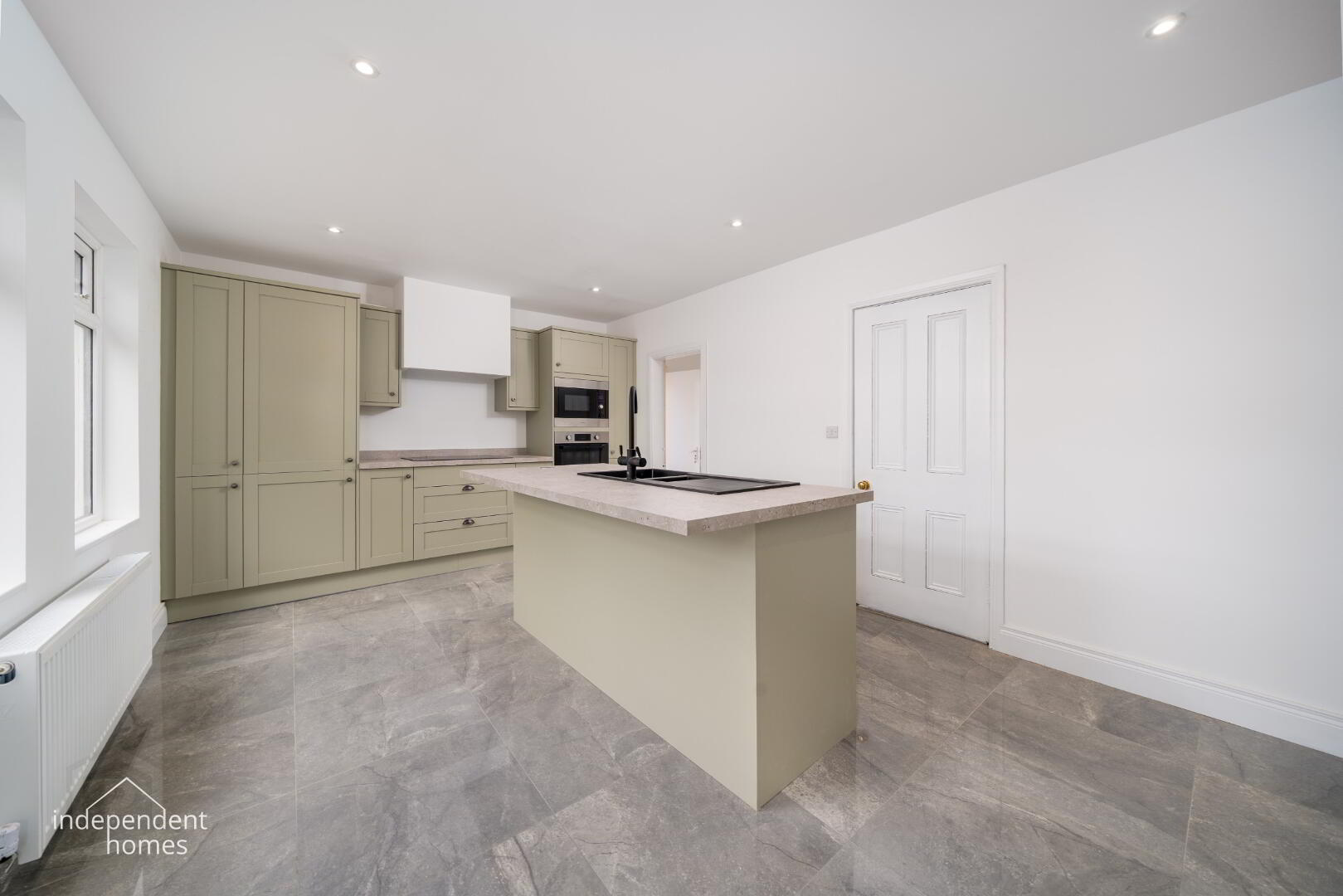 13 Edward Avenue 6 of 12