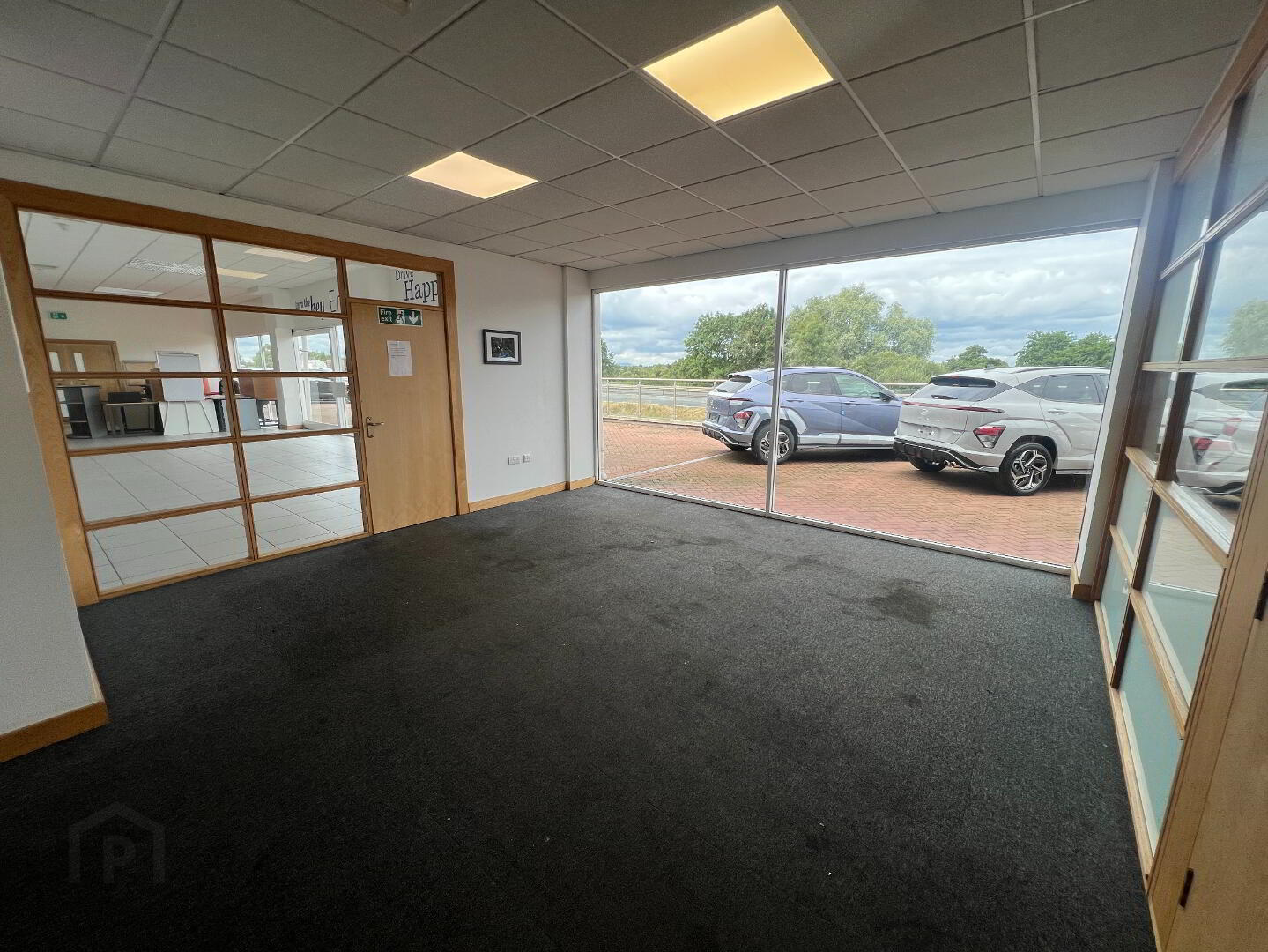 Unit 3, 162 Tamnamore Road 10 of 24