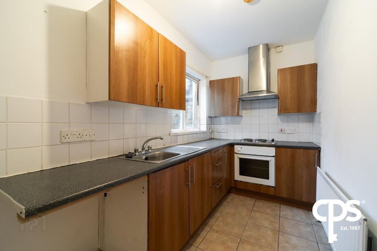 26 Ebor Parade 5 of 16