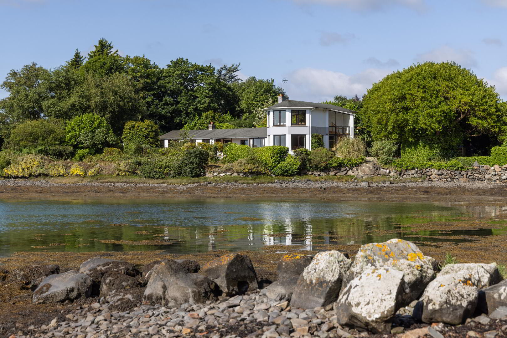 8 Mahee Island 1 of 15