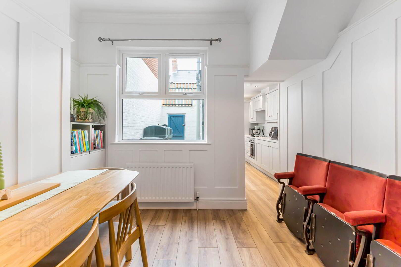49 Oberon Street 17 of 37