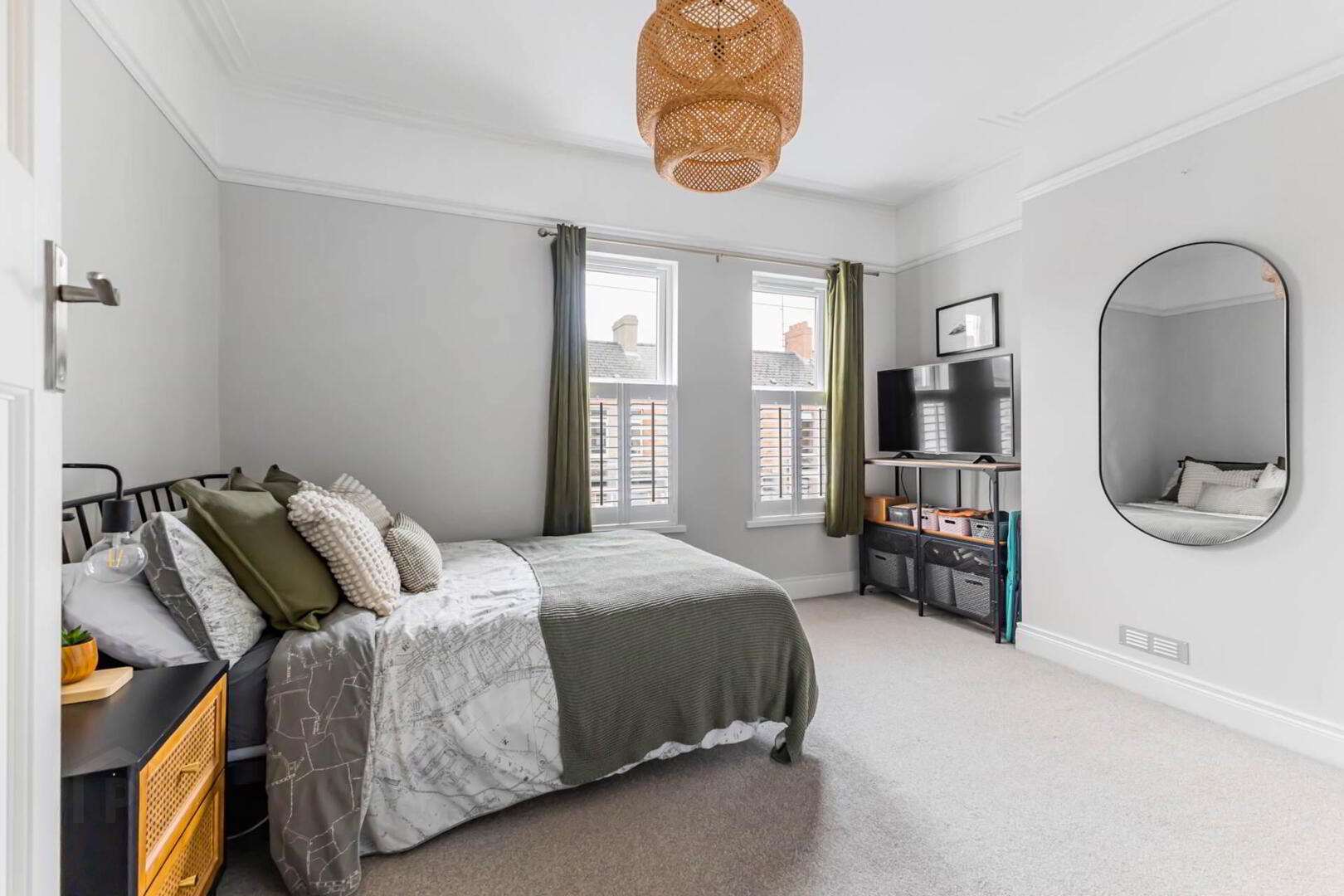 49 Oberon Street 23 of 37
