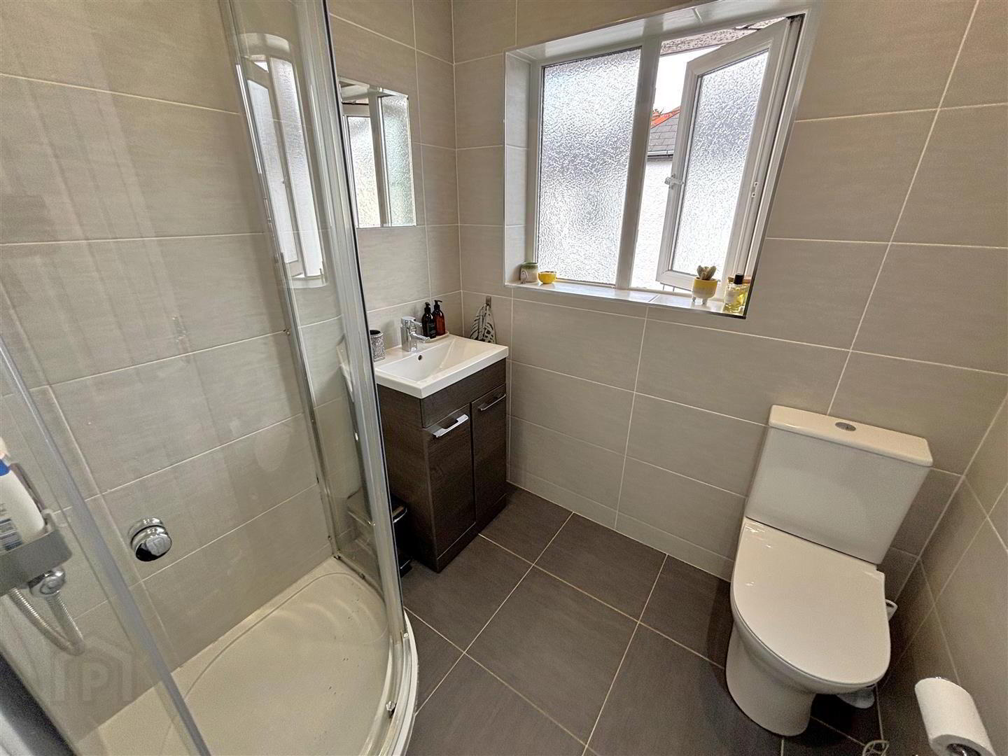 25 Glanleam Drive 15 of 24