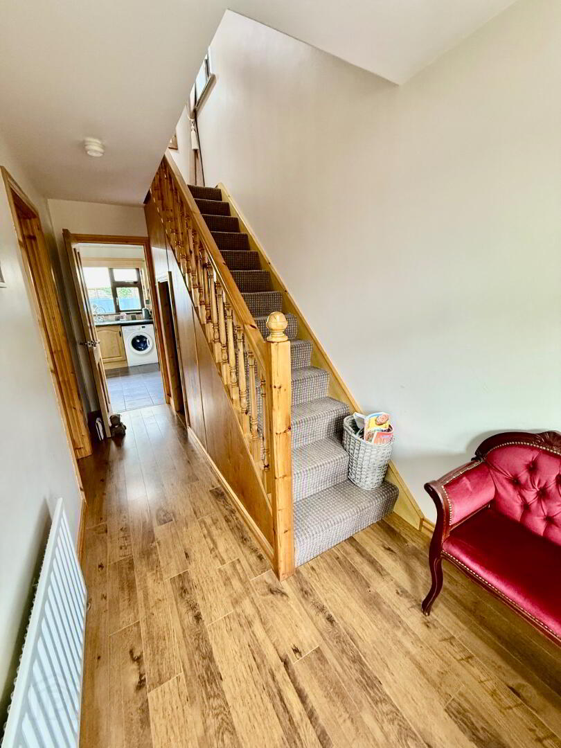 11 Meadowside 2 of 37