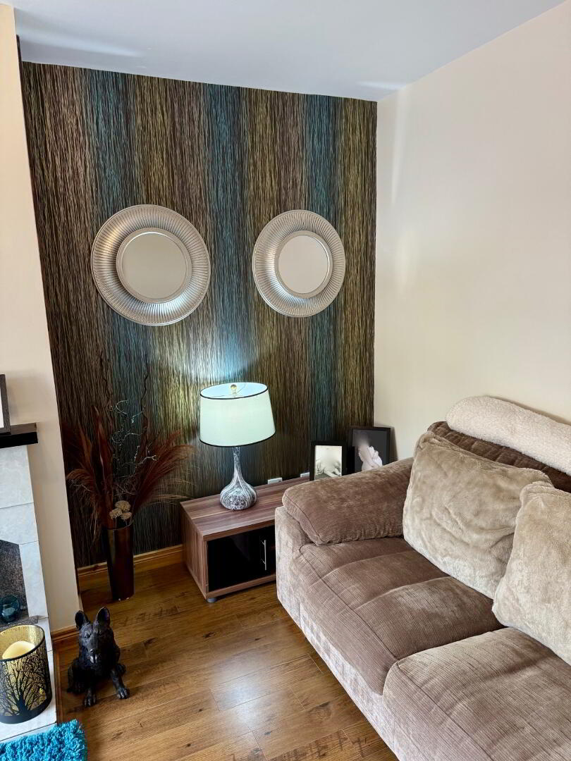 11 Meadowside 6 of 37