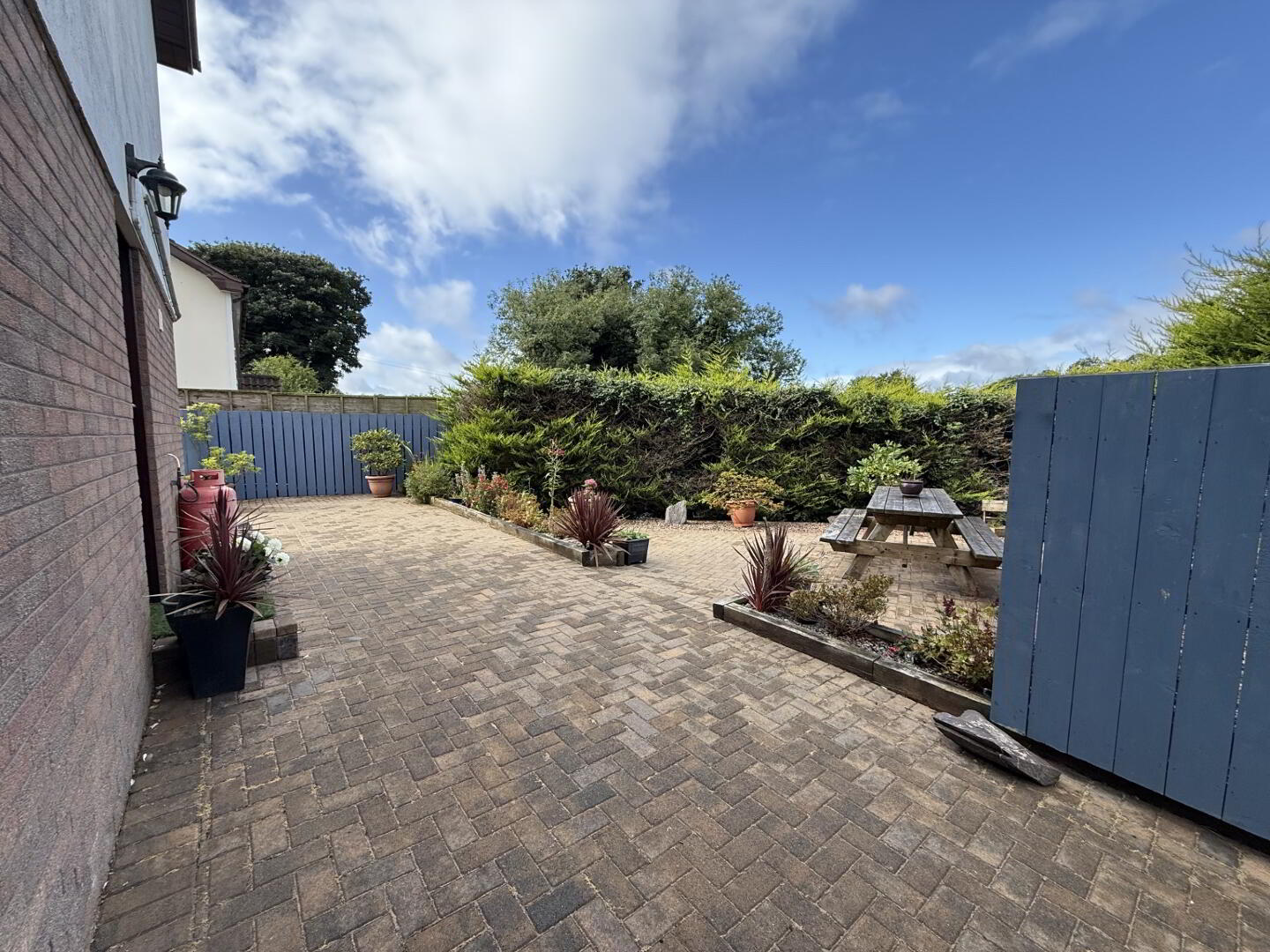 11 Meadowside 36 of 37