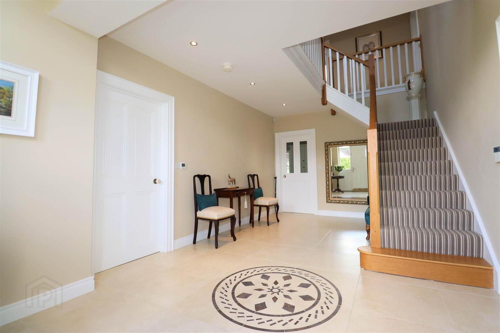 Rosecroft House, 164a Old Ballynahinch Road 11 of 47