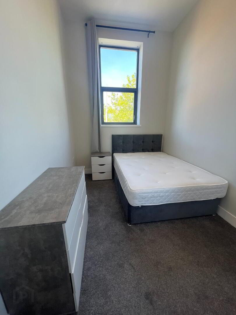 Unit 6, 117 University Street 7 of 11