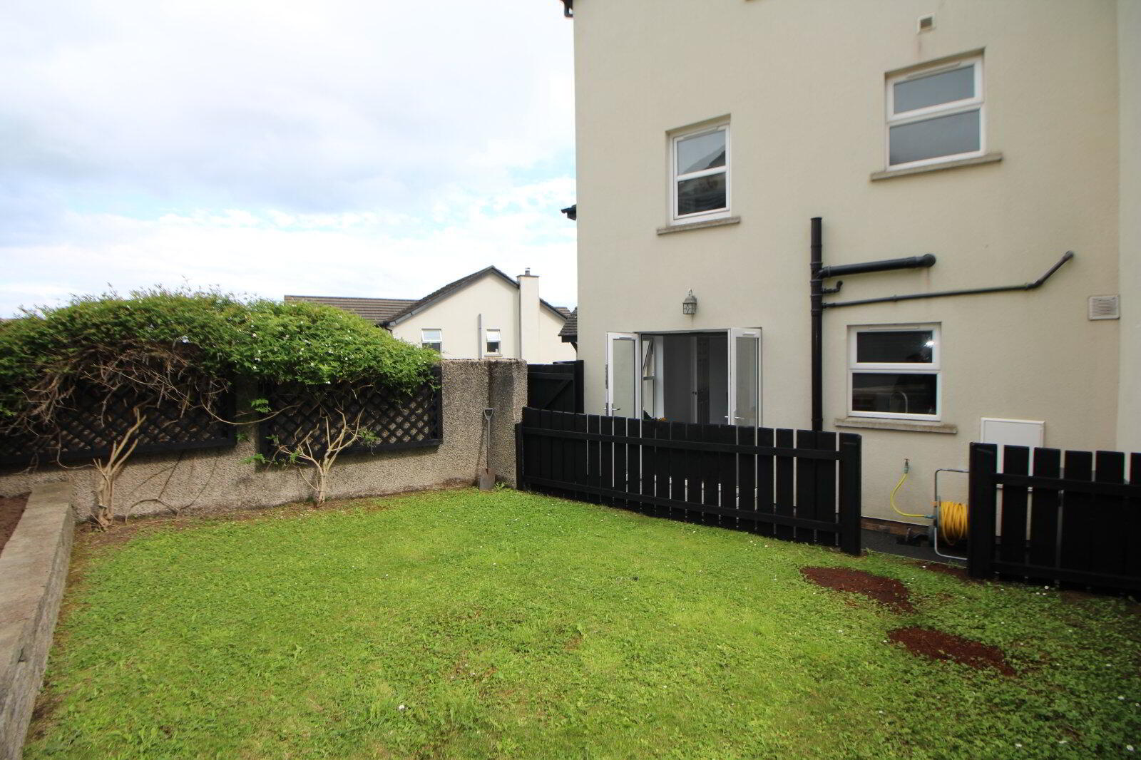 9 Leafield Park 21 of 21