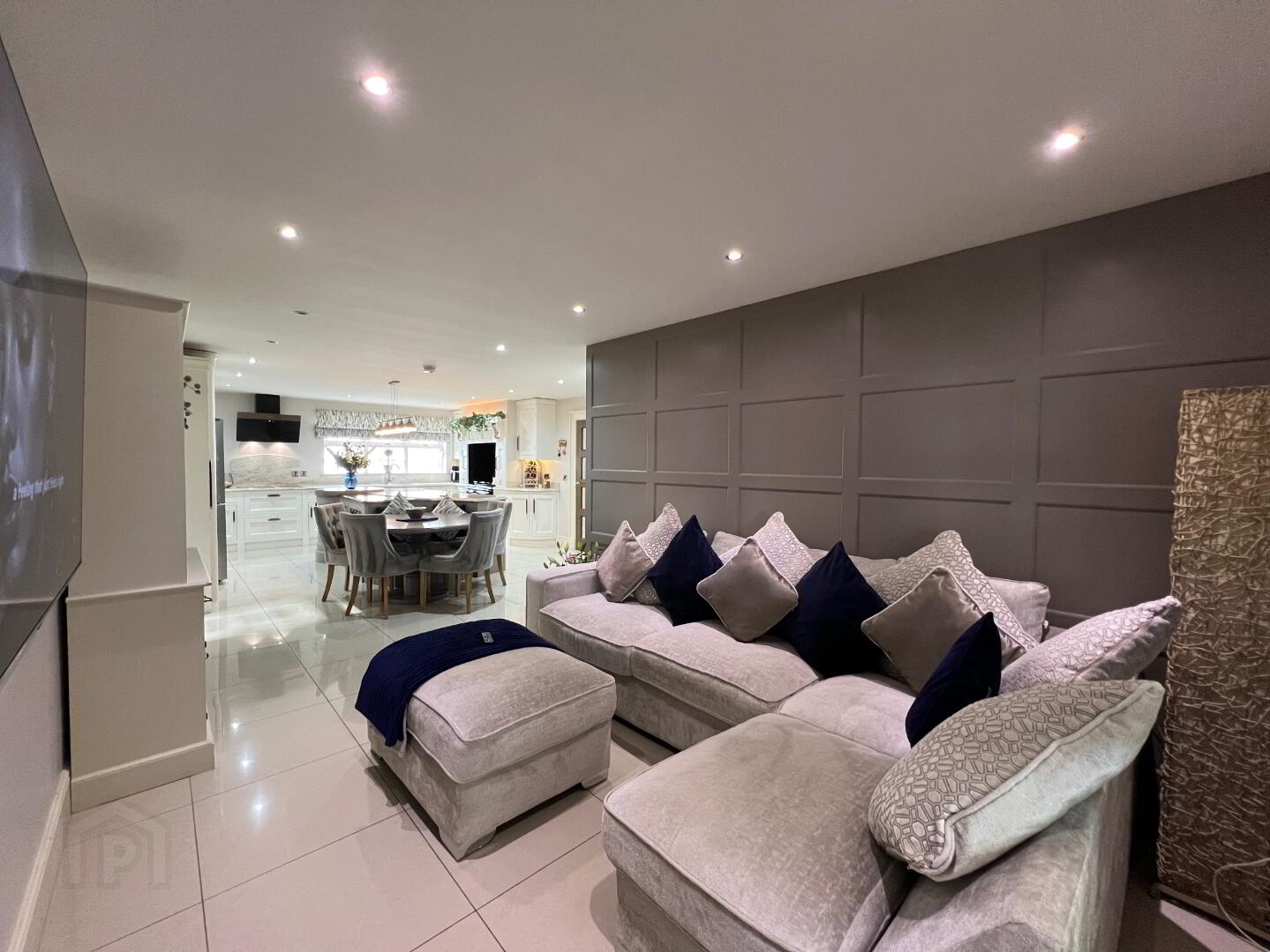 36b Dirnan Road 32 of 99