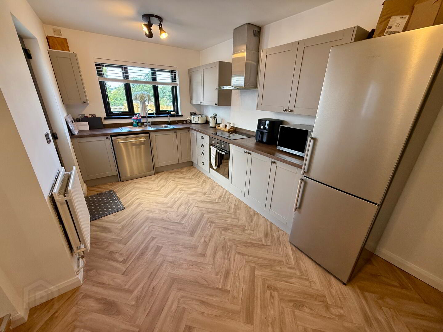 17 Foyle Crescent 5 of 13