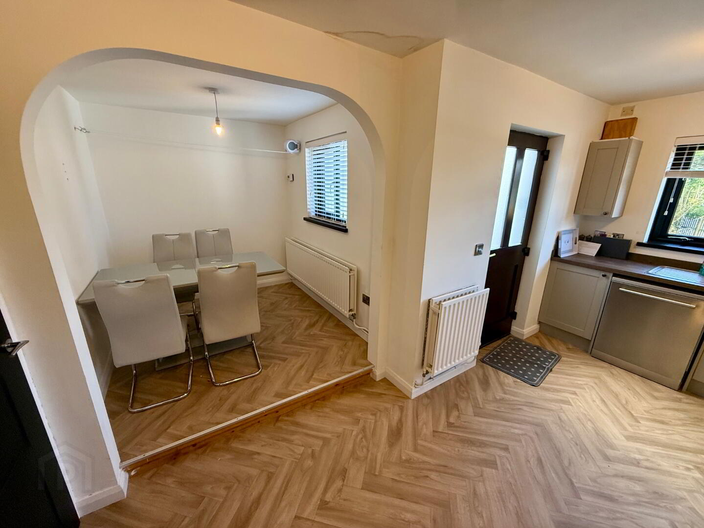 17 Foyle Crescent 8 of 13