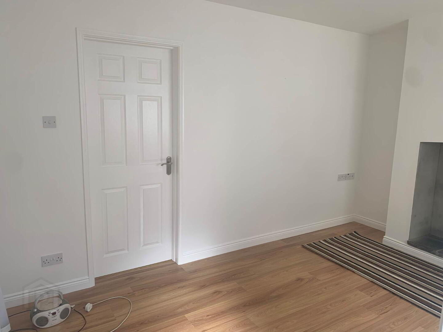 35 Unity Street 2 of 9
