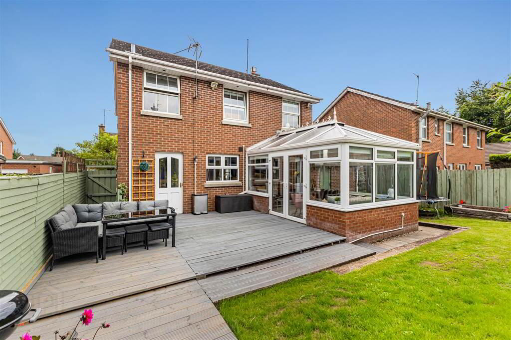 23 Oakwood Park 28 of 28