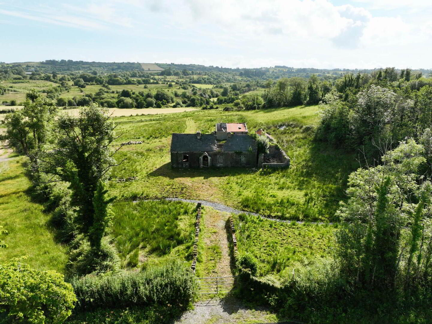 Gubmanus Road 1 of 16