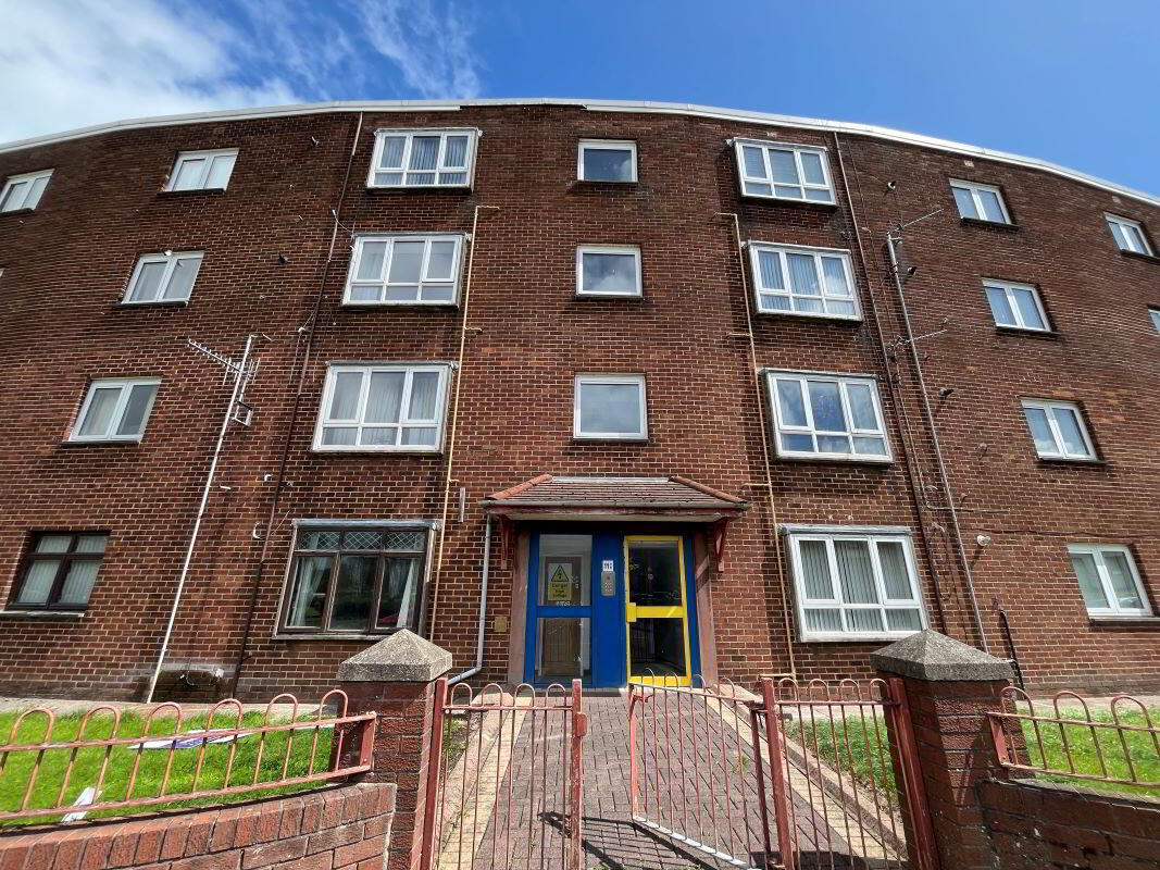 Apt 11b, Ardmillan Drive 2 of 12