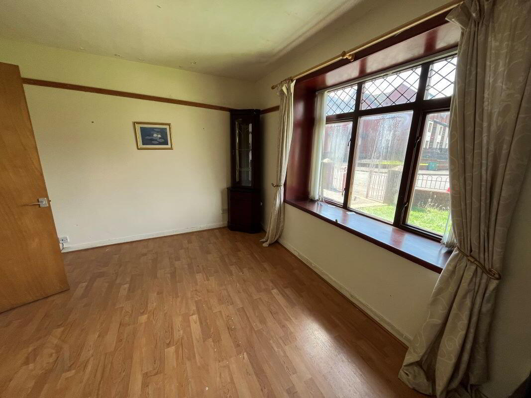 Apt 11b, Ardmillan Drive 7 of 12