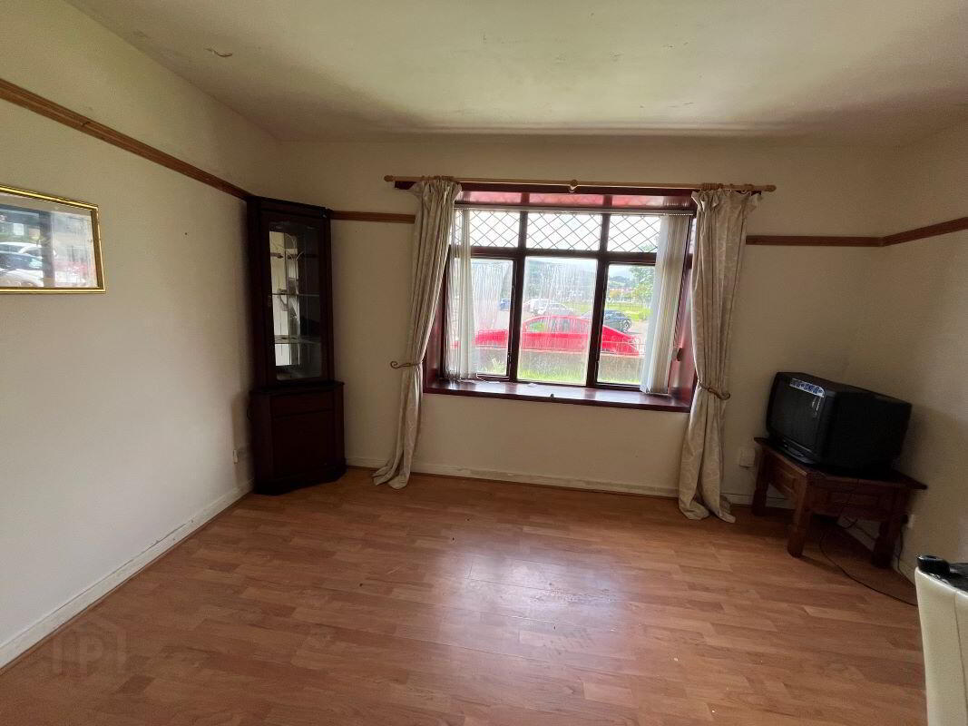 Apt 11b, Ardmillan Drive 6 of 12