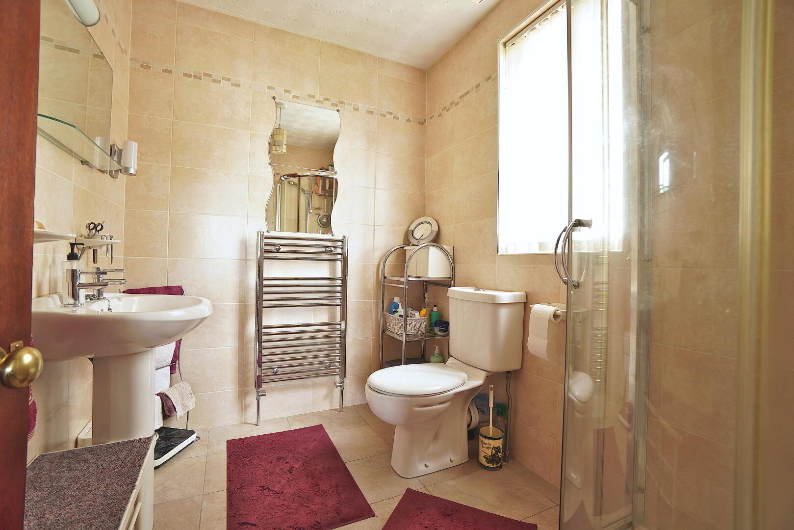 12 Old Manse Road 19 of 27