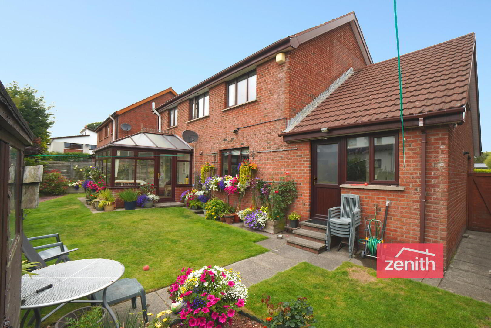 12 Old Manse Road 26 of 27