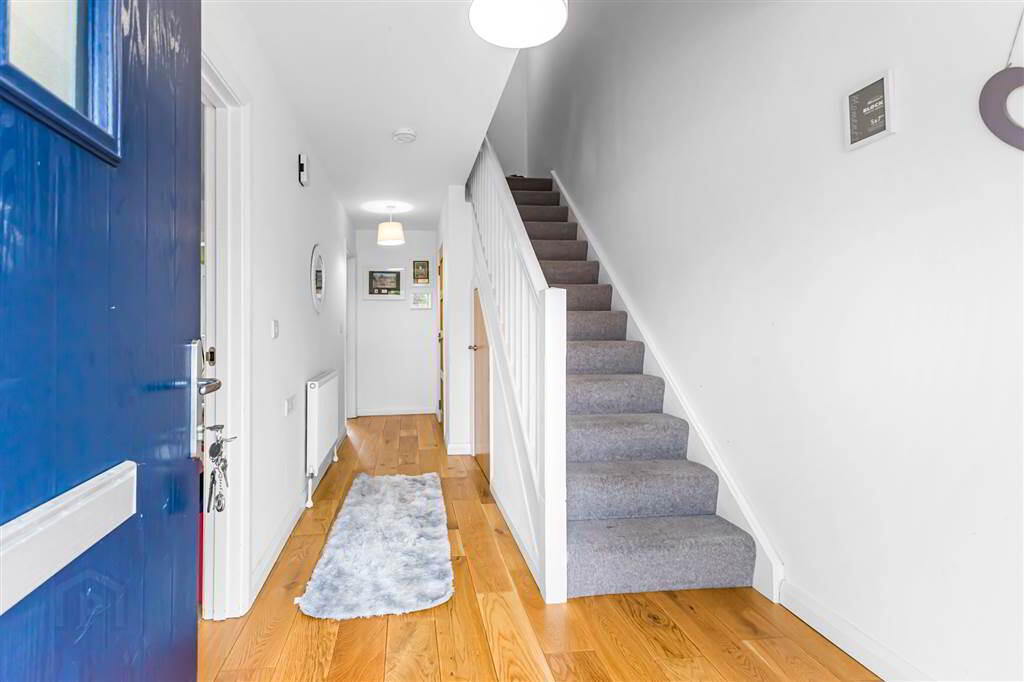 10 St James Place 4 of 30