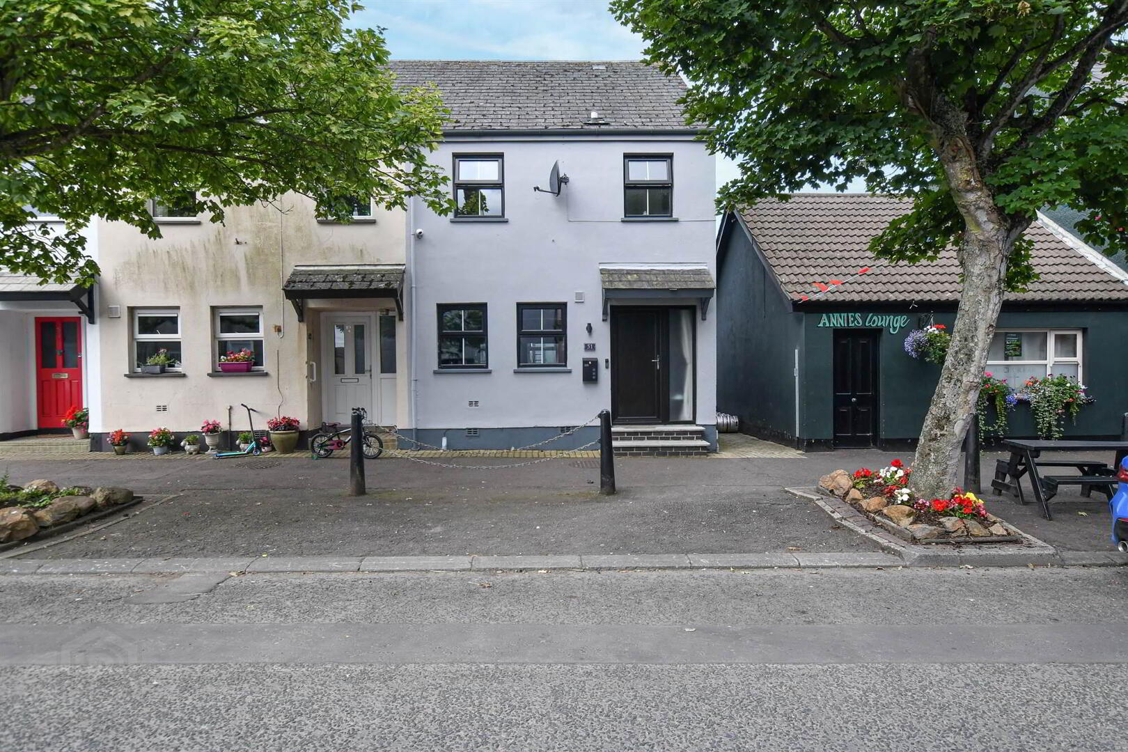 51 Castle Street 1 of 22