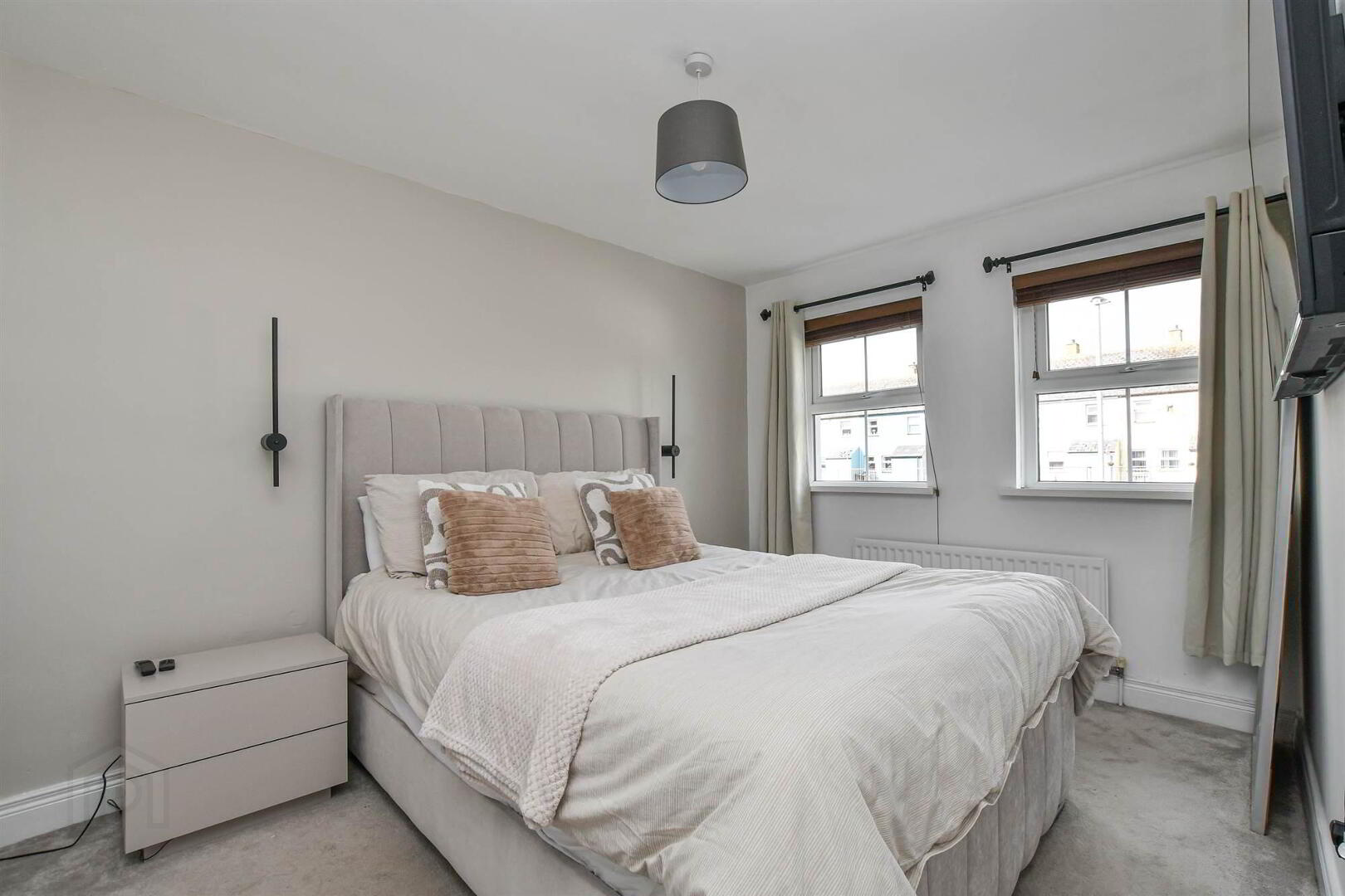51 Castle Street 15 of 22
