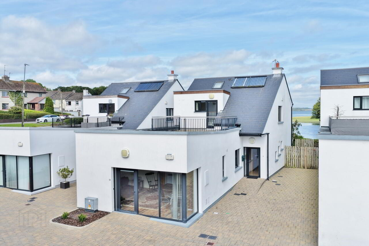 6 Cuirt Na Sionna 1 of 35