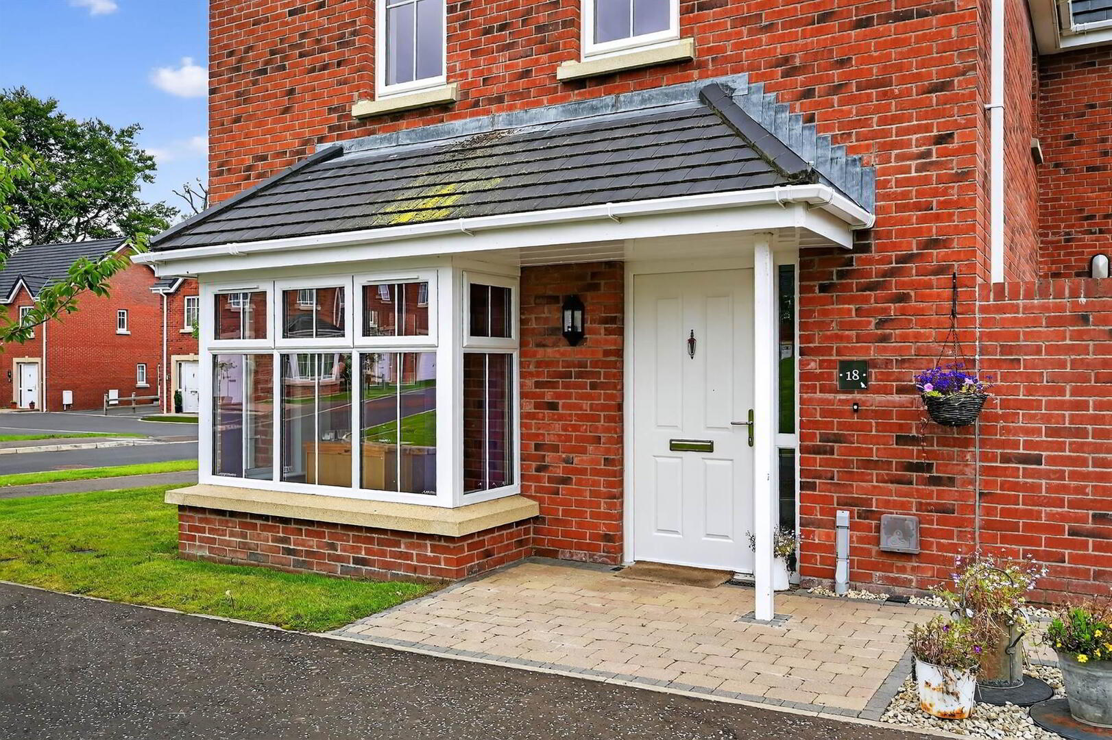18 Manse Gate 2 of 17