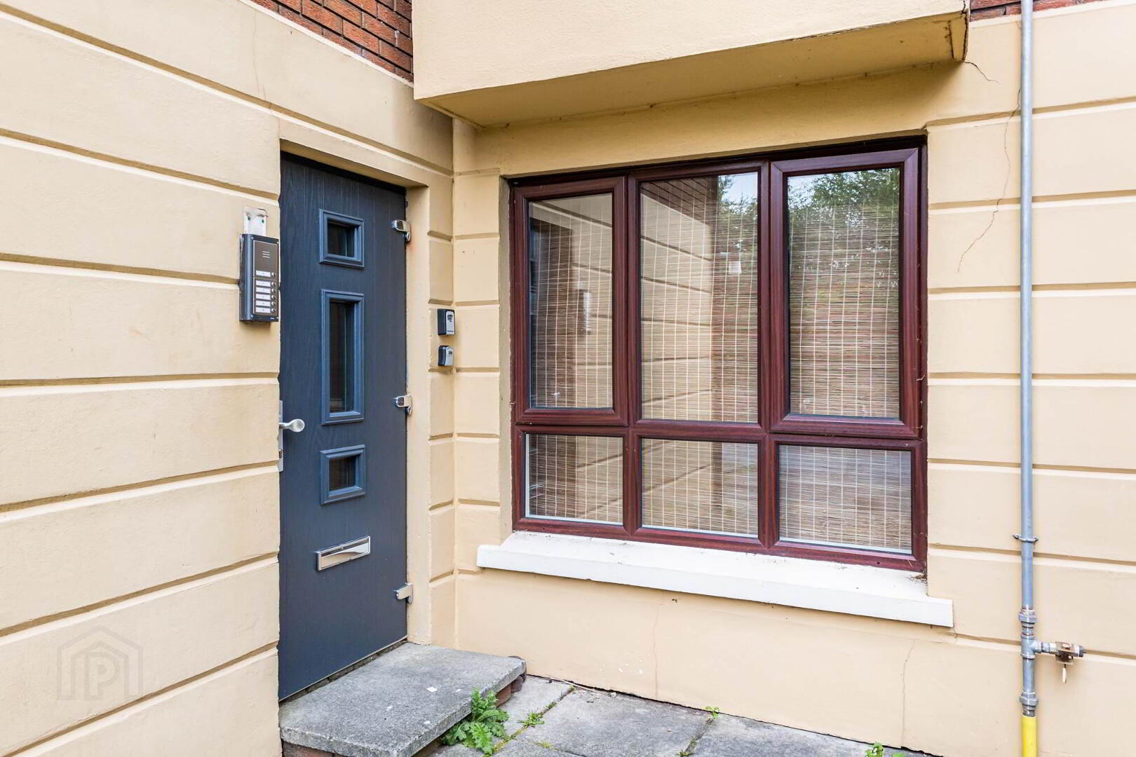 11 Waverley Court 3 of 13