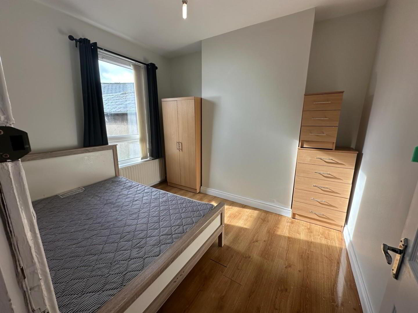 Rooms, 17b Rugby Avenue 4 of 6