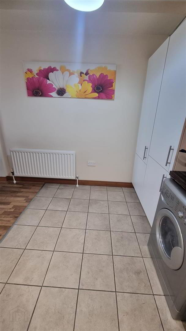 Apartment 115 20 Wellwood Street 4 of 12
