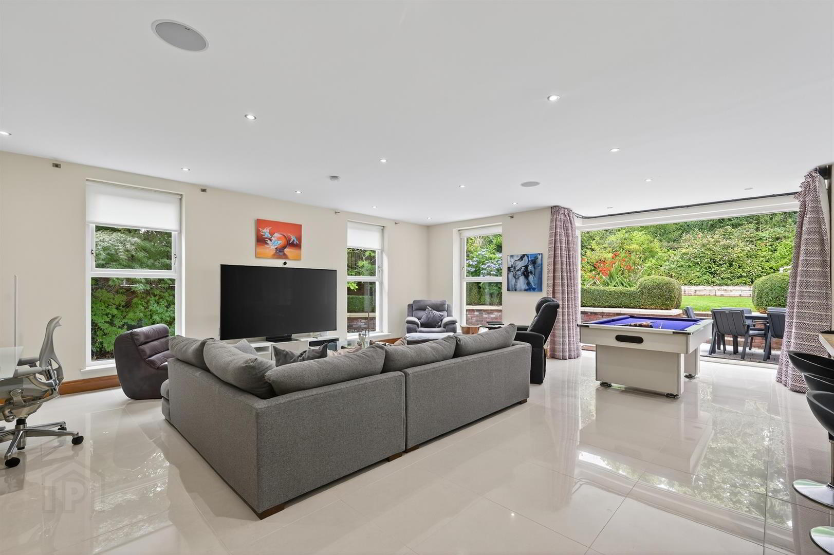 43 Bristow Park 18 of 58