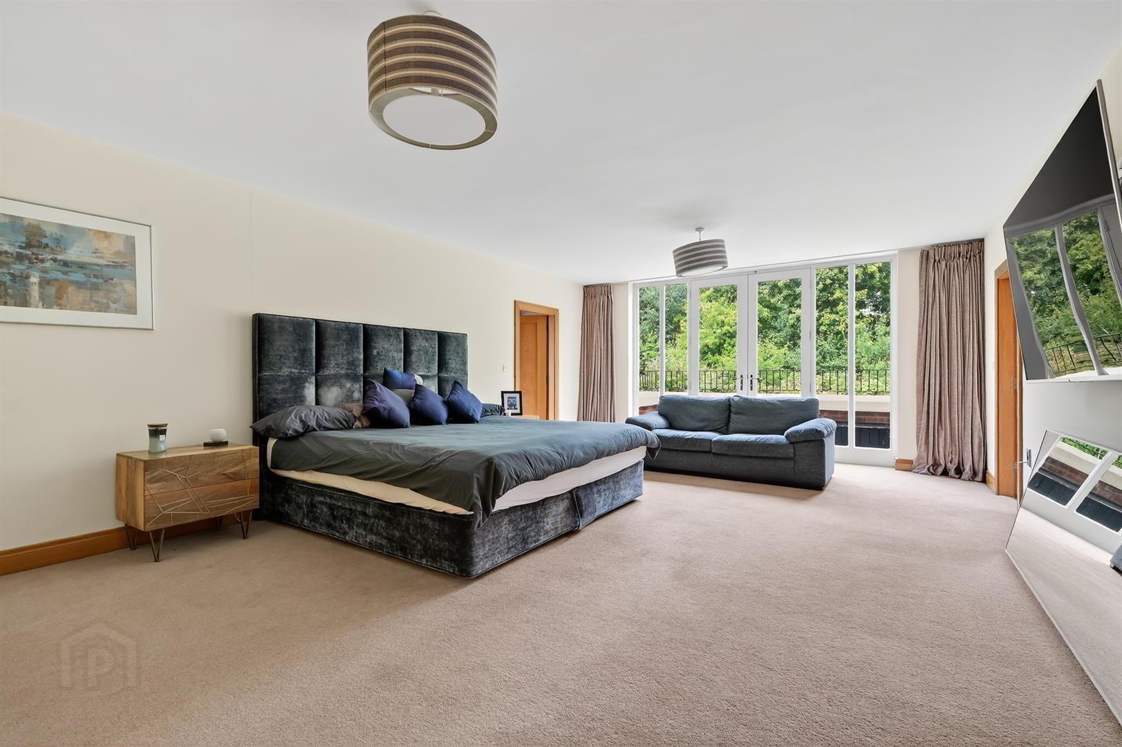 43 Bristow Park 24 of 58