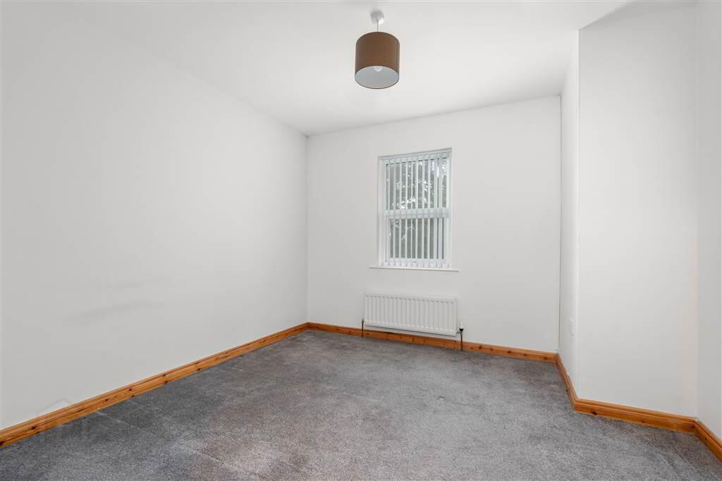 26 Doury Grove 18 of 22