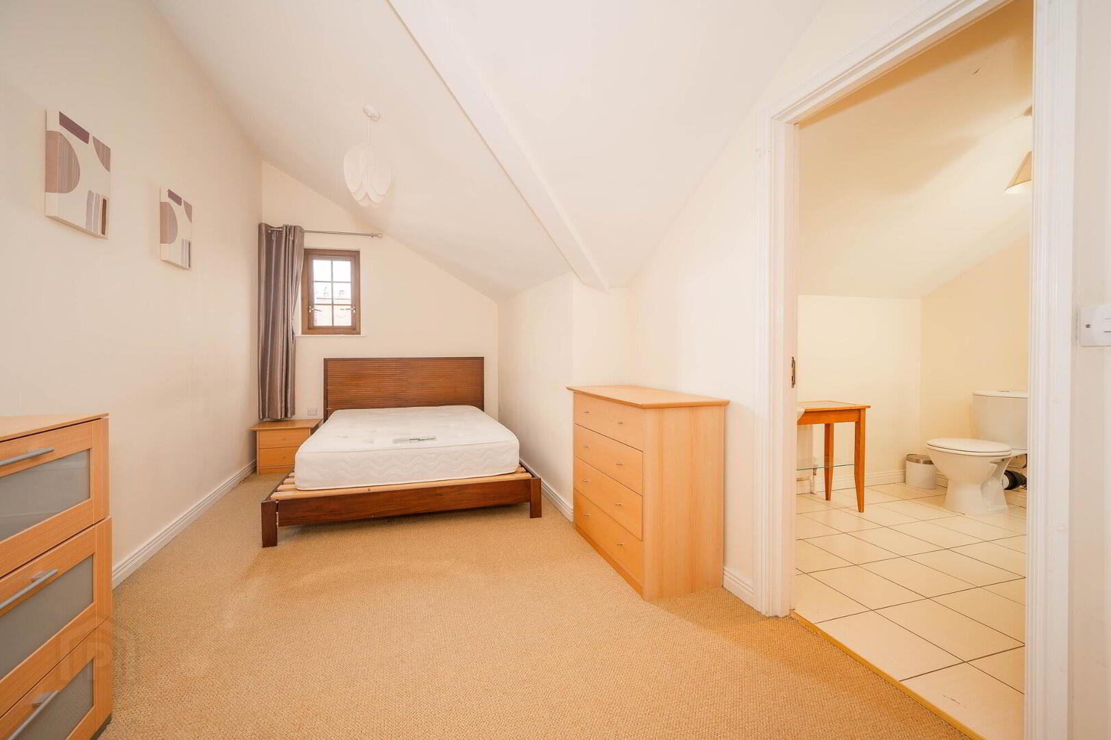 2 Cutters Lane 16 of 20