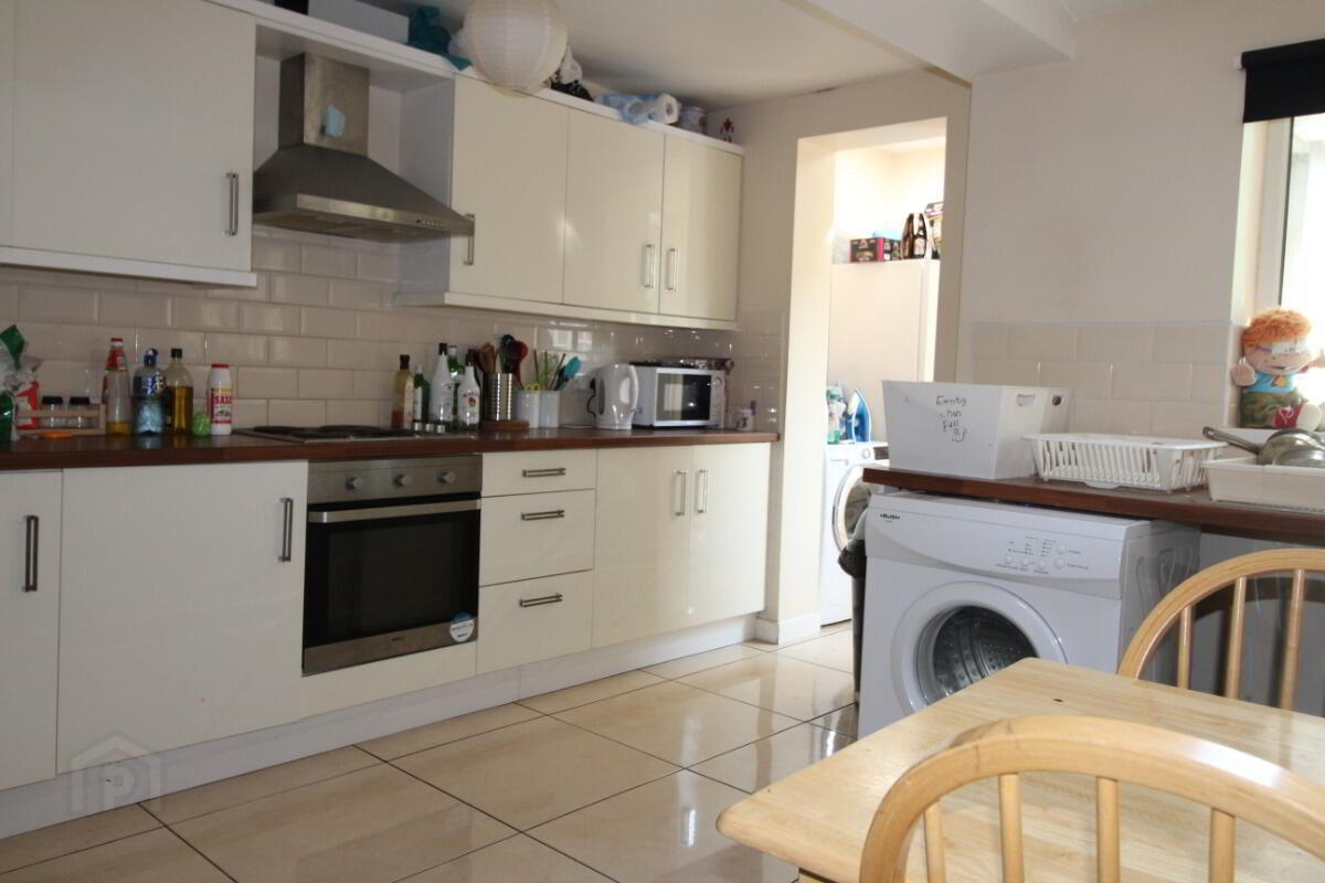 72 Edinburgh Street 2 of 12