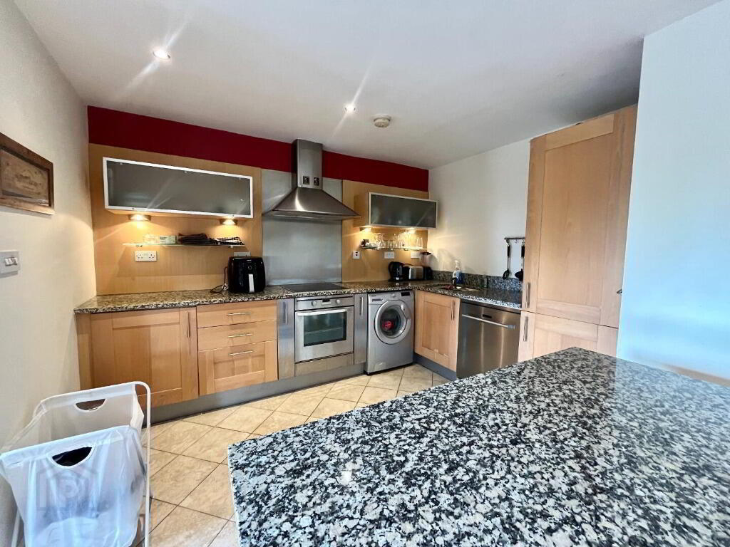 Stranmillis Wharf, 2d Lockview Road 3 of 9
