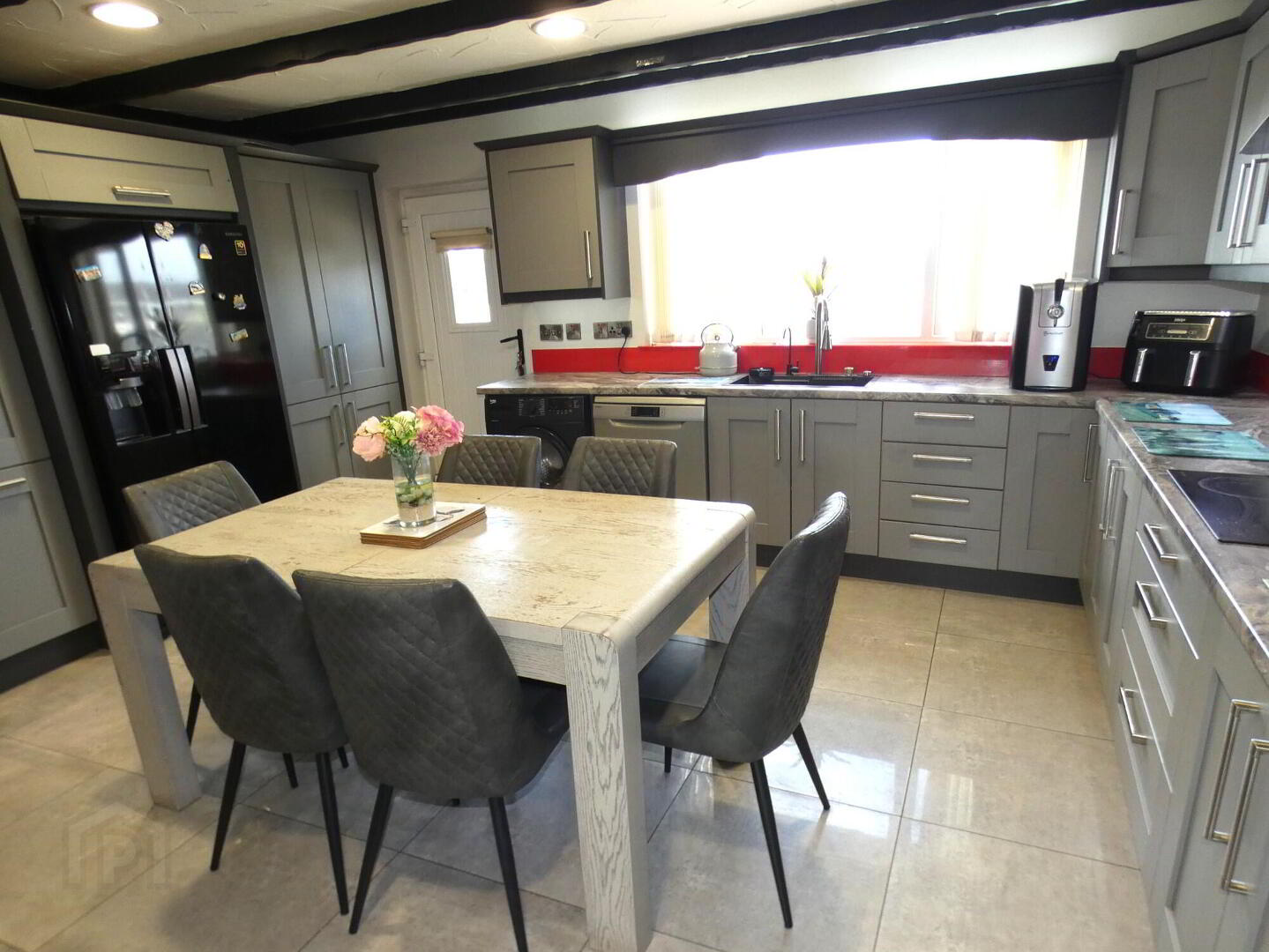 95 Bravallen Road 9 of 34