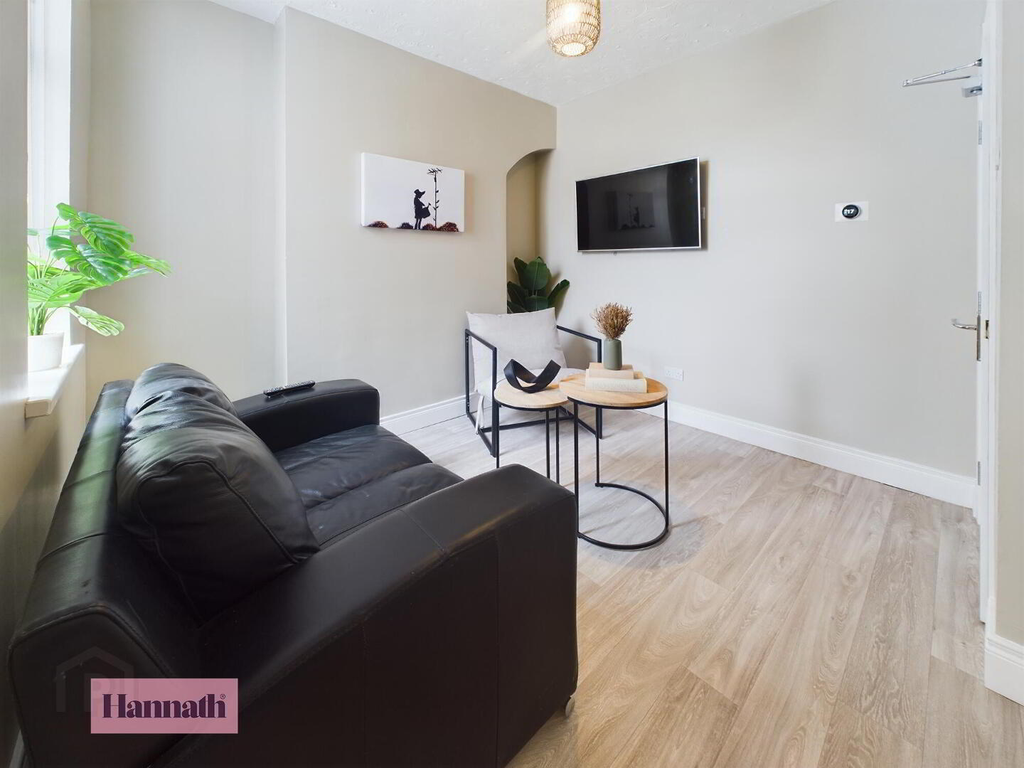 Room 4, 46 Portmore Street 5 of 22