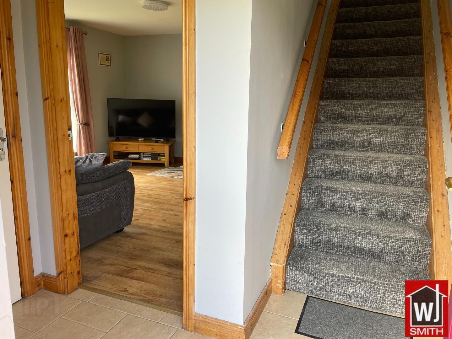 13 Garag Hill 3 of 43