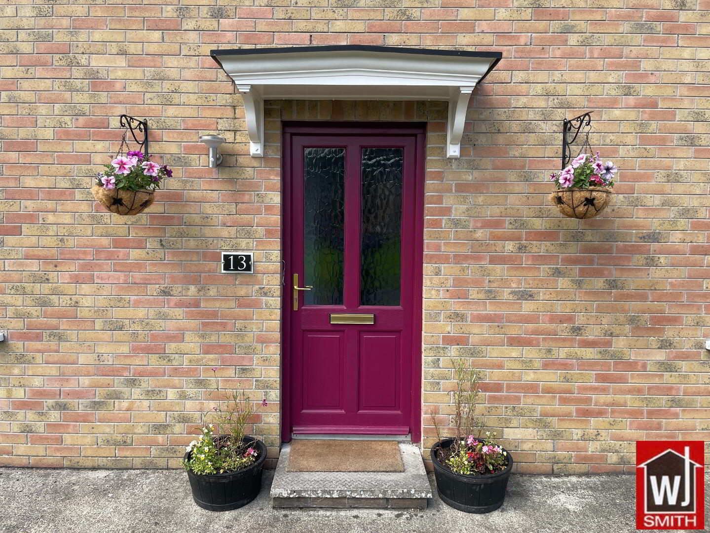 13 Garag Hill 2 of 43