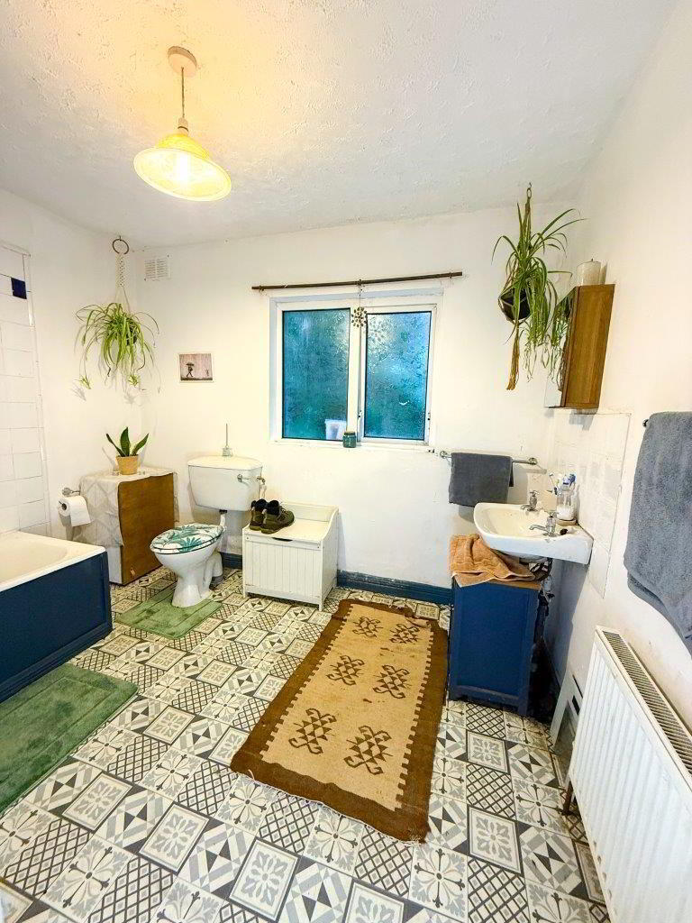 Cuckoo Cottage" 11 of 32