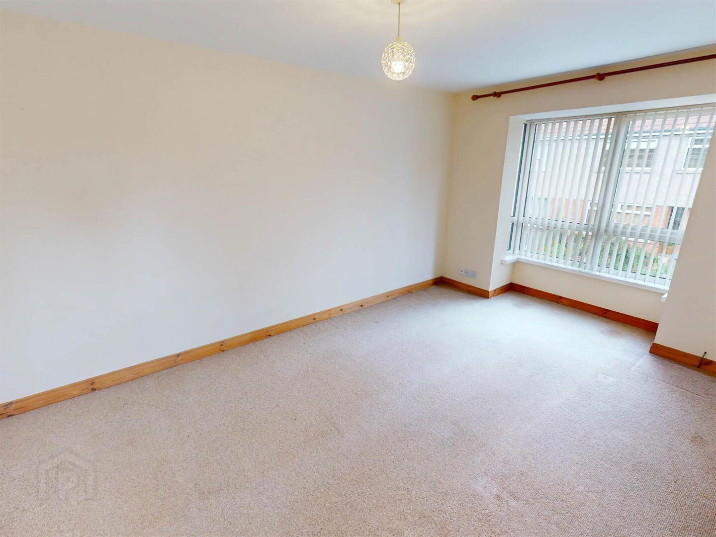 2 Llewellyn Court 3 of 12