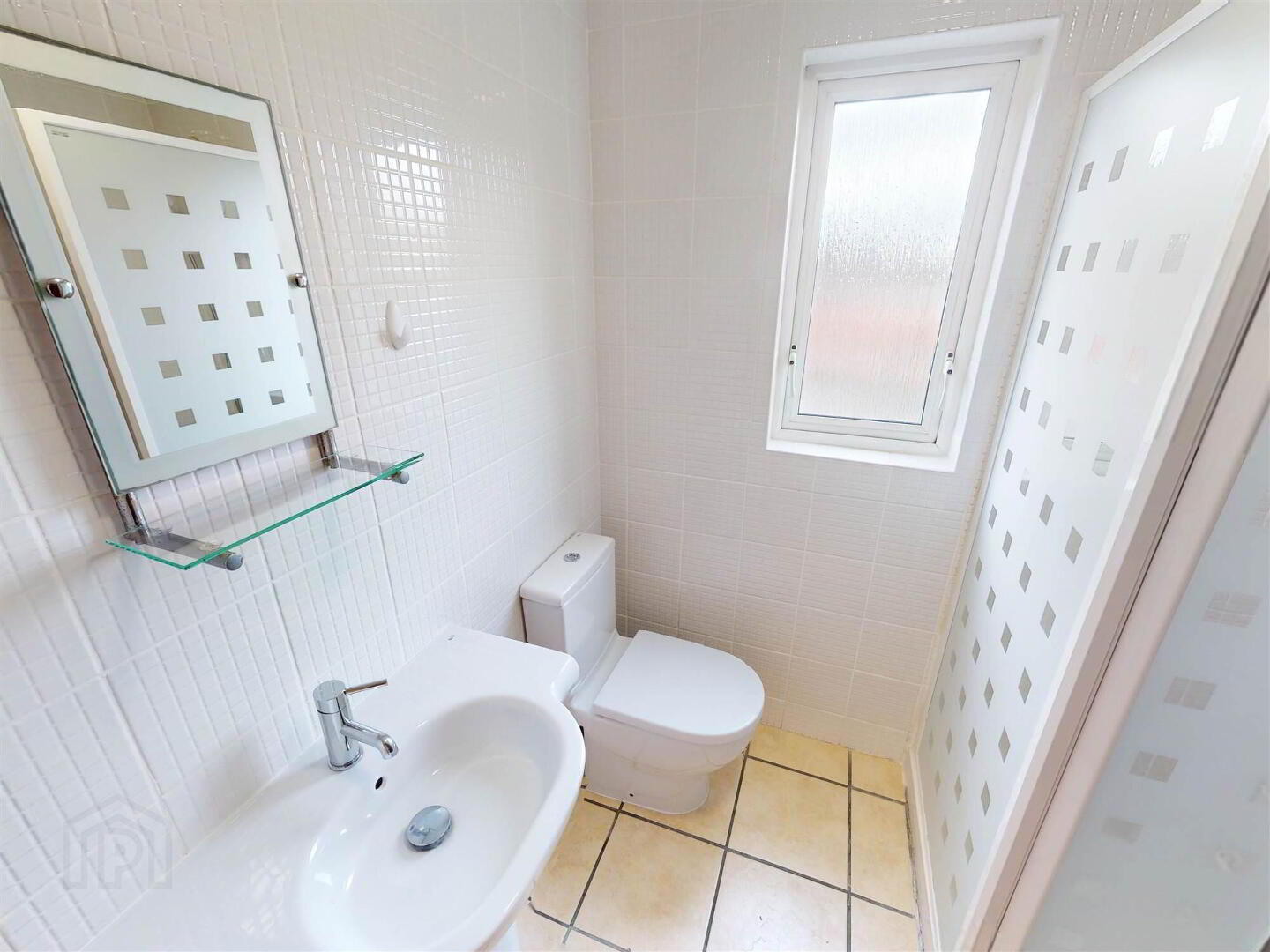 2 Llewellyn Court 10 of 12