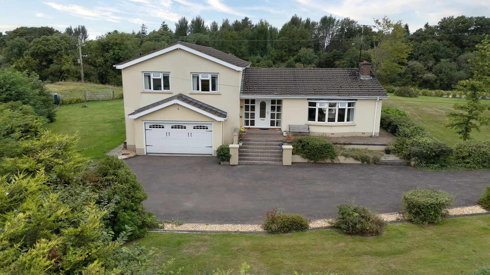 24 Crossgar Road East 1 of 42