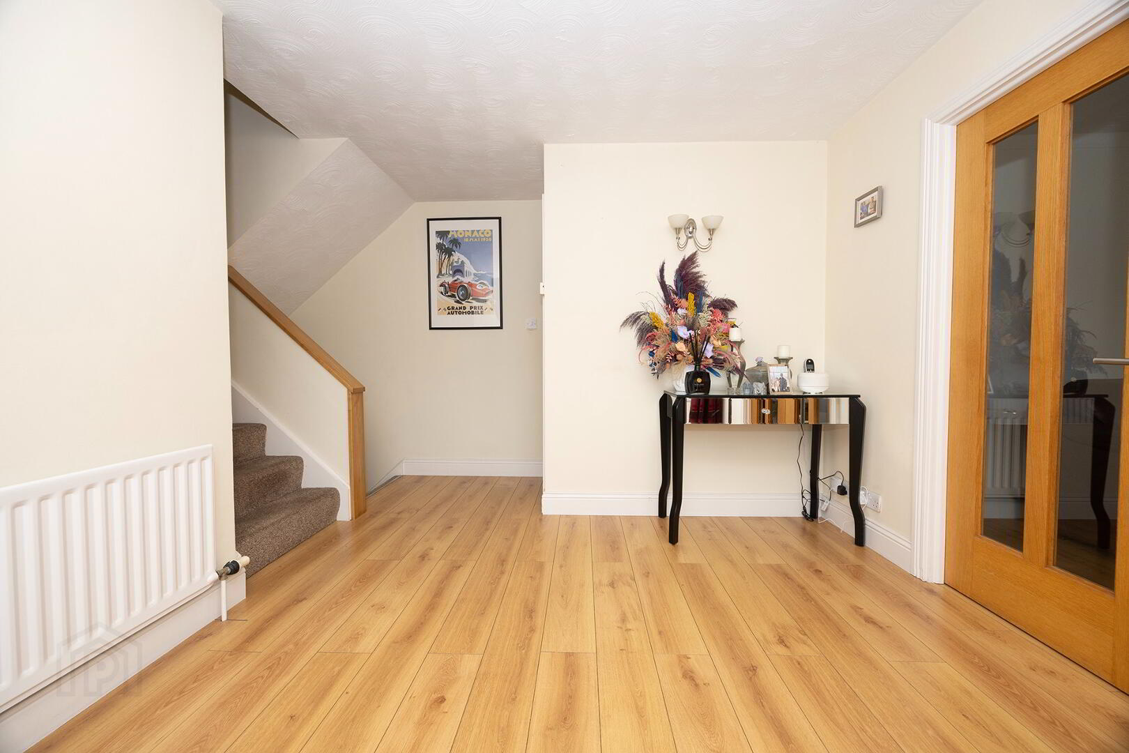 24 Crossgar Road East 9 of 42